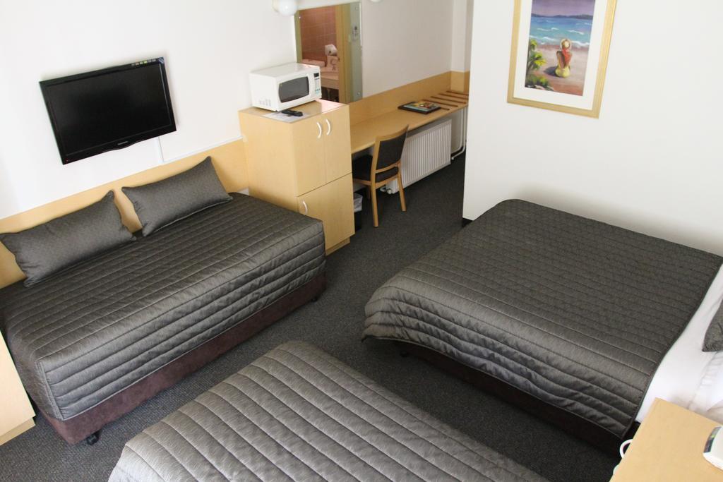 Mid City Motor Inn 퀘안비얀 객실 사진